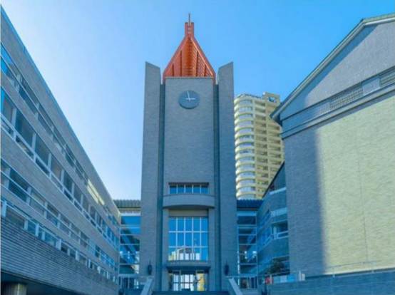 建筑的高楼AI 生成的内容可能不正确。